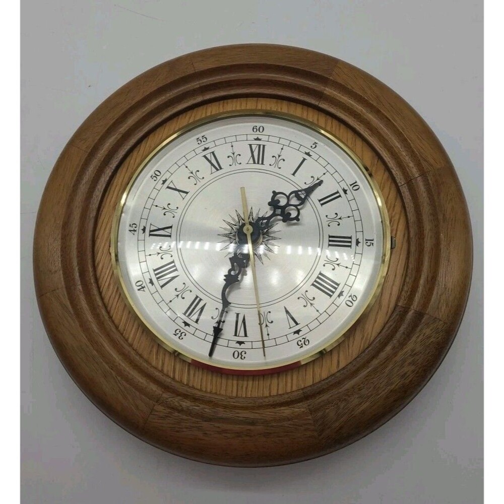 Vintage Ships Clock Quartz Tochigi Tokei Co Japan Movement Oak Brass 10.5"